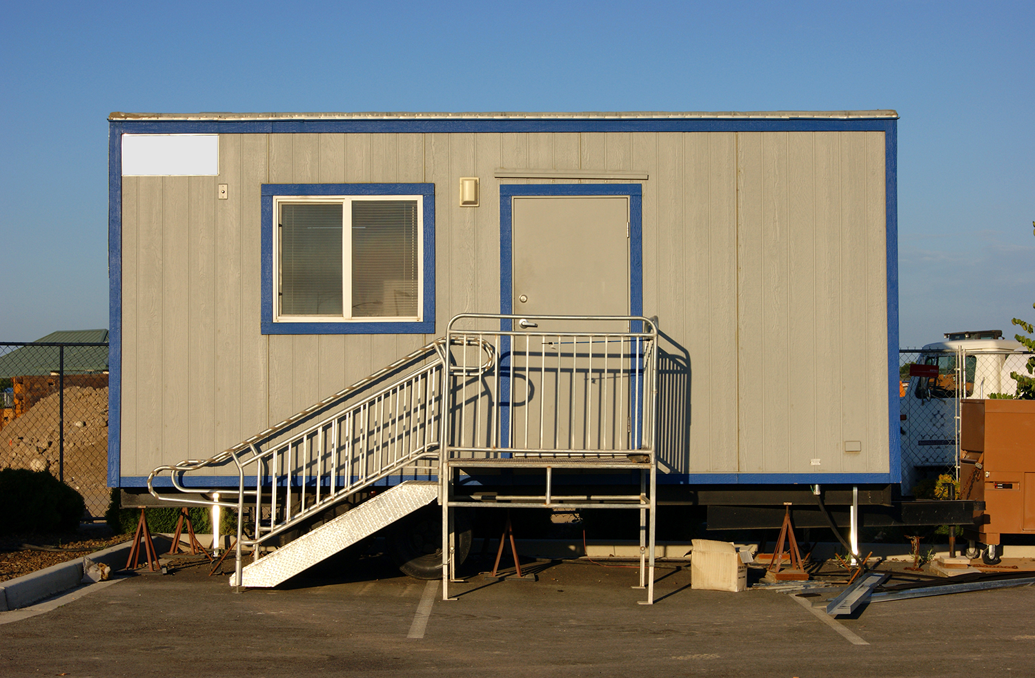 Construction site trailer